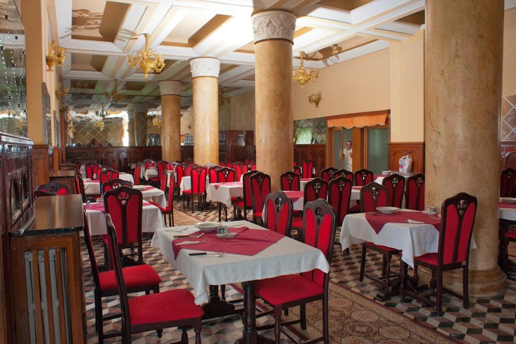 Hotel Cerna Băile Herculane Extérieur photo