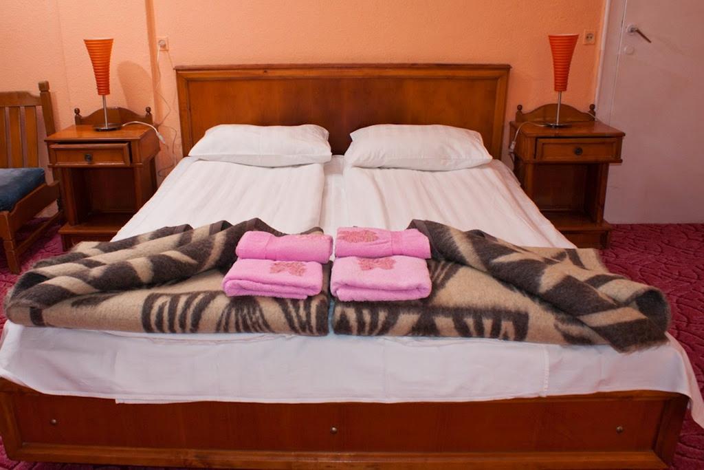 Hotel Cerna Băile Herculane Chambre photo